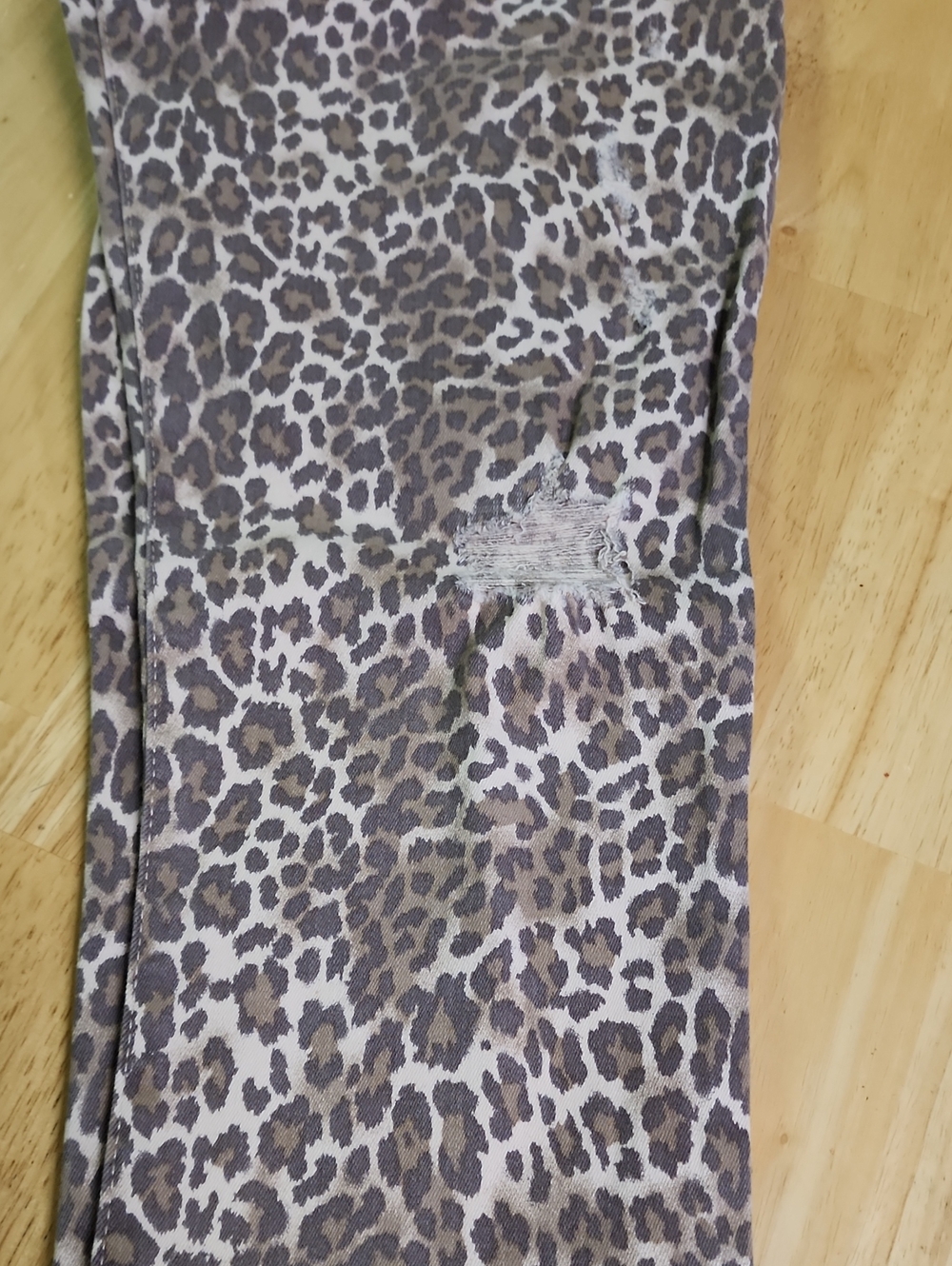 The Children's Place Girls Leopard Print Distressed Skinny Jeans Size 16 NWOT - Picture 6 of 9